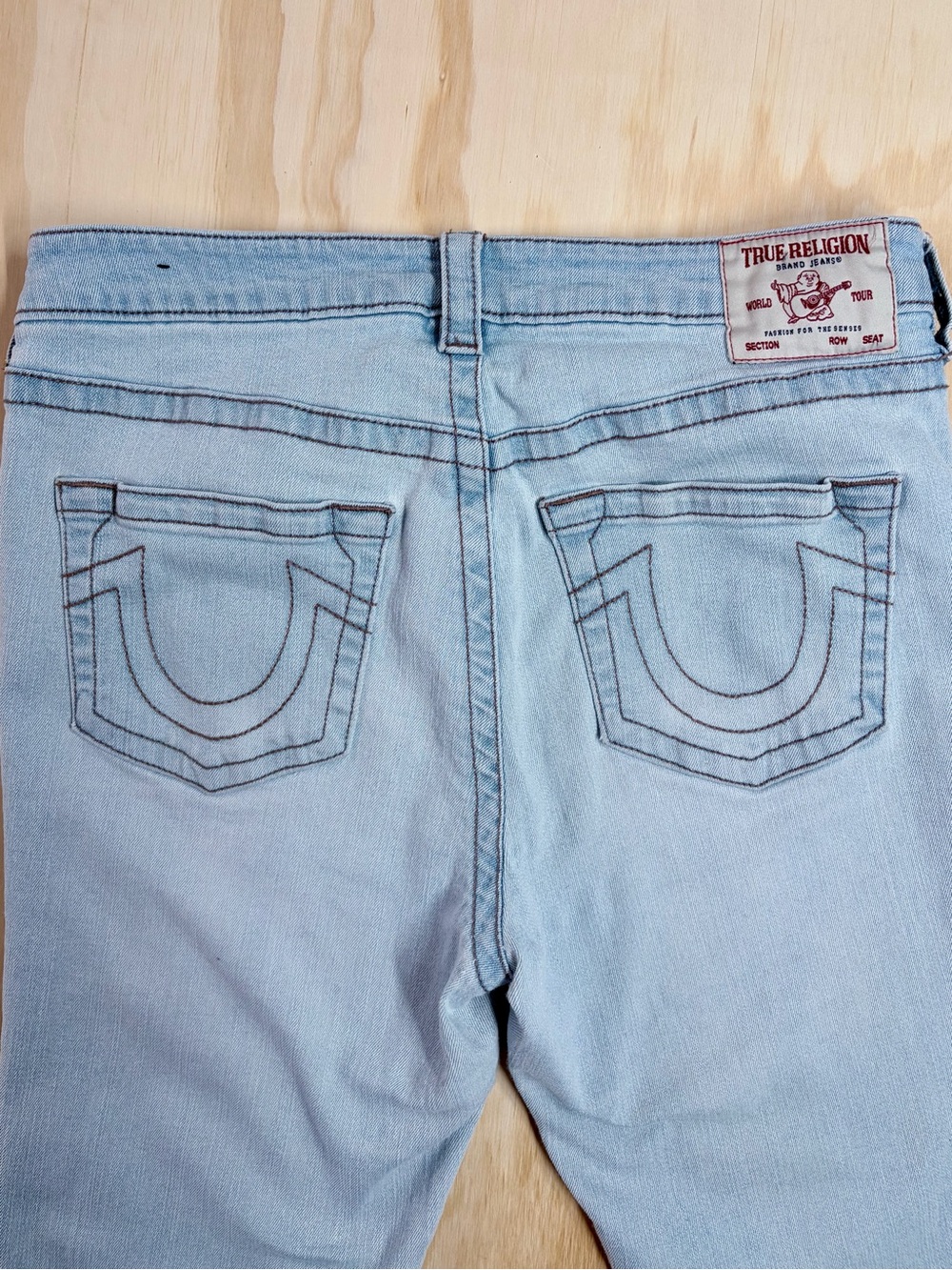 True Religion Becca Mid Rise Bootcut Jeans – Light Wash – Size 30 - Picture 5 of 13